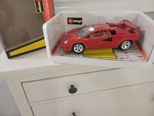 Lamborghini Countach 5000 Quattrovalvole 1988 burago 1/18 - miniature rouge