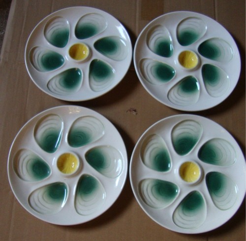 Ensemble assiettes à - assiettes,
