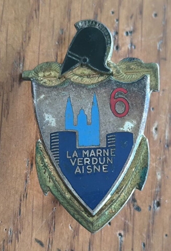 Insigne militaire - militaire, 6°