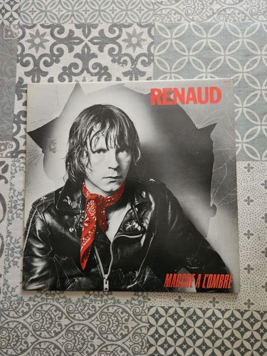 Renaud marche ombre - renaud, À