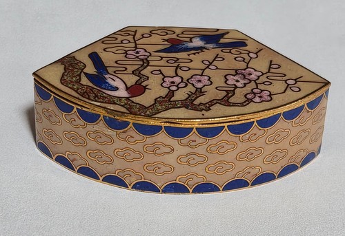 Ancienne boîte pilulier - boîte,