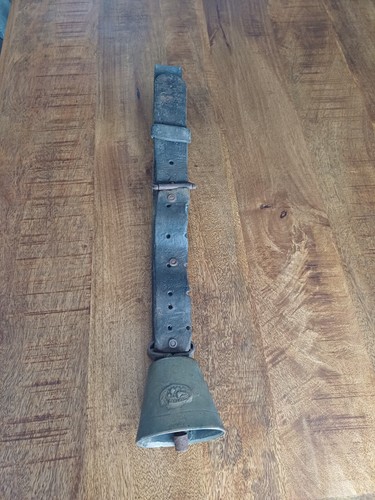 Ancienne cloche sonnaille - ancienne,