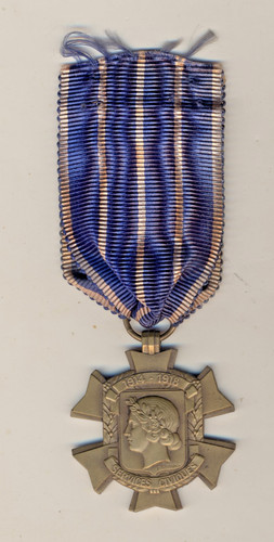 Rare medaille croix des - ou,
