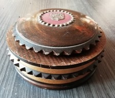 Ancienne Boite Bretonne en bois d'art populaire de Bretagne (Bois Massif)