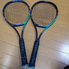 Lot de 2 YONEX VCORE pro 100