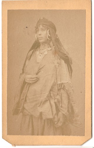 Femme aures algérienne - femme,