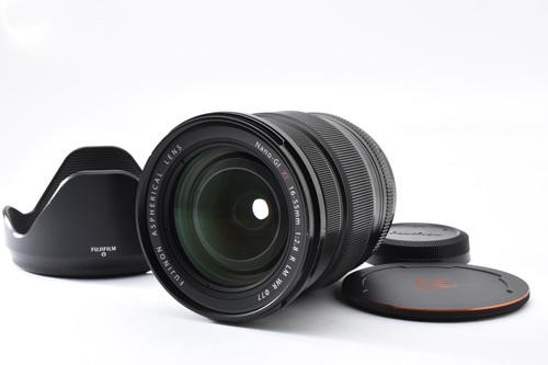 Rare mint w hood fujifilm - rare!, w/hood]