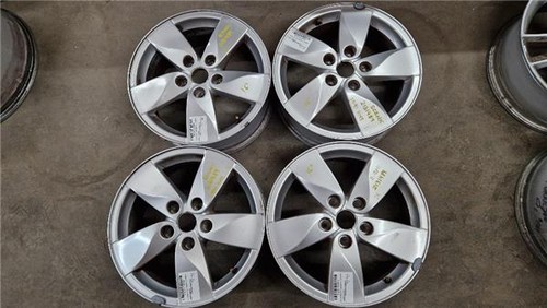 403005033r jeu jantes renault - 403005033r,