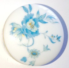 BOITE A PILULES signée