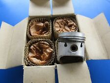 4 Pistons Hepolite pour: Ford: Cortina 1300 68- 70, Capri 1300, Escort    + 0.02