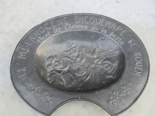 PLAT A BARBE EN ETAIN LE