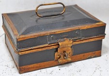 Coffre De Rangement En Fer