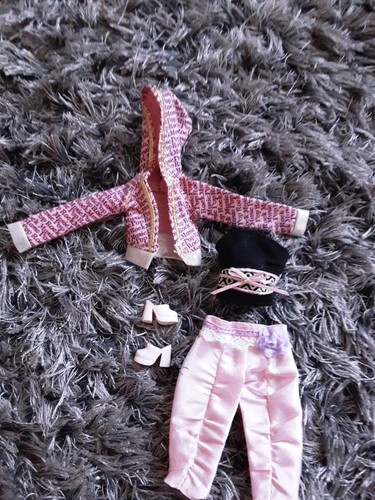 Vêtement barbie fashion fever - vêtement,