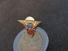 pins insigne  reduction parachutiste  hussards  crap     ( divers unites 40 )