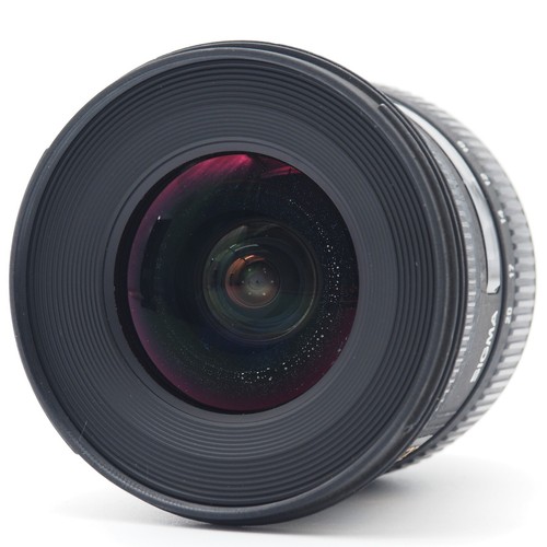 Objectif zoom grand - , angle