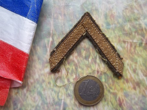 Galon militaire chevron doré