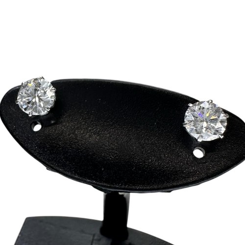 Boucle oreille clou diamant - clou,