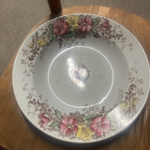 Plat rond creux en faïence - 1,