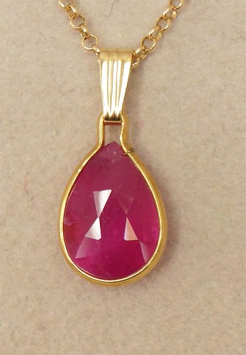 Beau rubis véritable 35 - rubis,