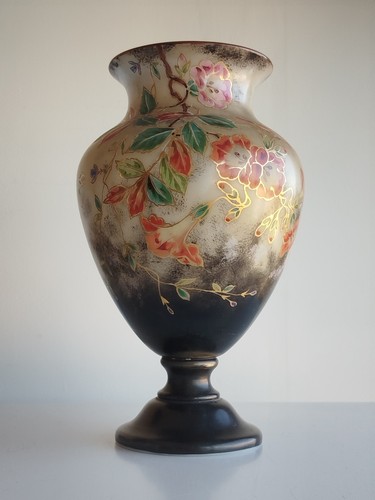 Vase opaline signé saint - signé,