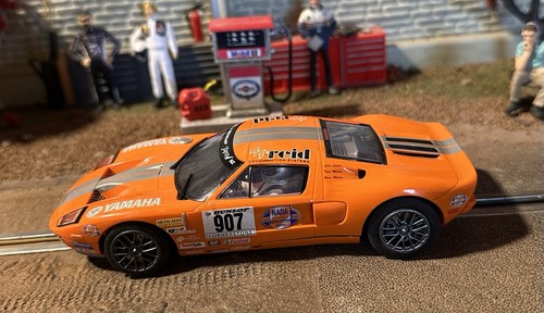 Slot car scalextric - car, ford