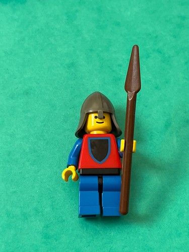 Lego 6049 castle figurine - lego,
