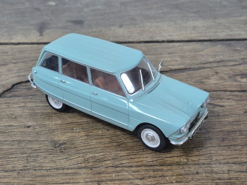 Voiture miniature citroën ami - voiture,