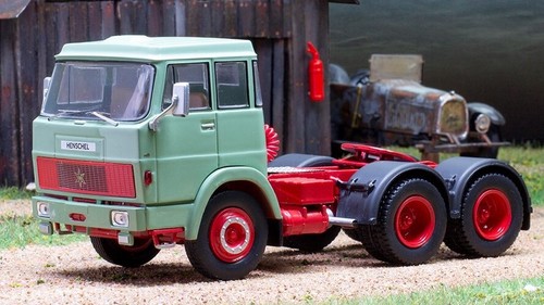 Miniature camion auto - camion, ixo