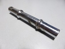 Nos axe clavette pédalier