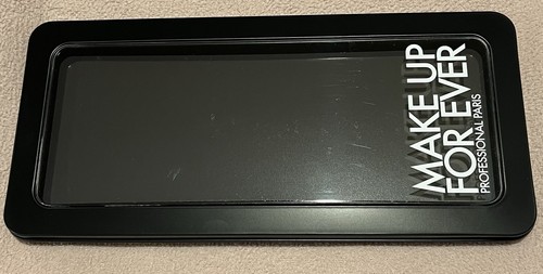 New make for - up, empty