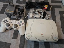 Console Sony PS One Playstation + une manette grise (la blanche n'est pas fourni