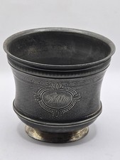 Ancienne timbale en étain