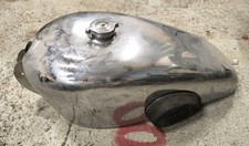 * réservoir bouch chromé