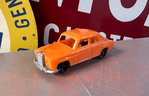 Mercedes 220 ancienne - 220,