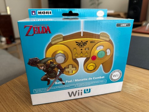 Manette gold battle pad - manette, or