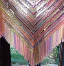 châle fait main au crochet