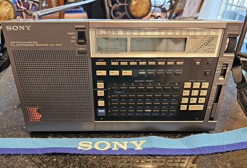 Needs repair vintage sony - **needs, repair**