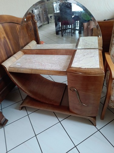 Coiffeuse bois dessus - et,