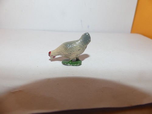 Figurine quiralu ferme - figurine, la