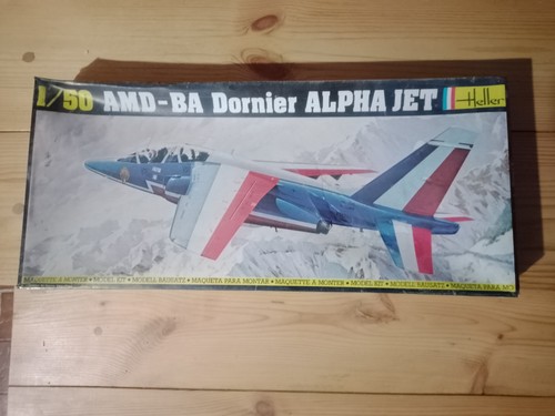 Très rare maquette avion - très,