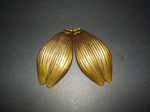 Cendrier bronze forme - en,