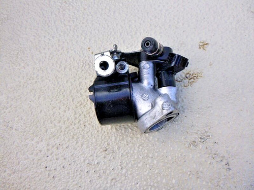 Pipe admission injecteur - admission, et