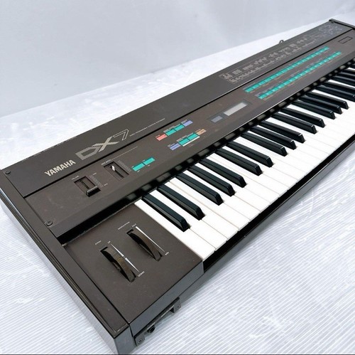 Yamaha dx7 synthétiseur - yamaha,