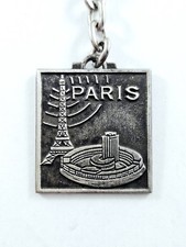 PORTE-CLES - Souvenir PARIS - LA TOUR EIFFEL et la MAISON de la RADIO Années 60