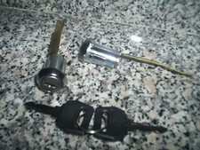 barillets serrures de portes gauche droite Peugeot 404 Neuf