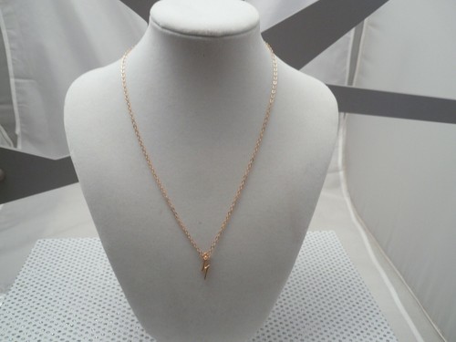 Collier chaine doré avec