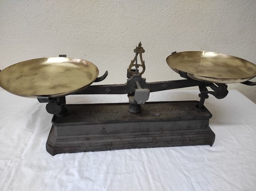 Ancienne balance avec - ancienne, kg
