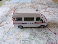 PEUGEOT J 5 Fourgon Police