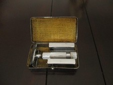 Ancien RASOIR mécanique APOLLO