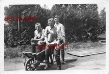 Soldats Allemands Avec Une Brouette À Sorlandet Norvège